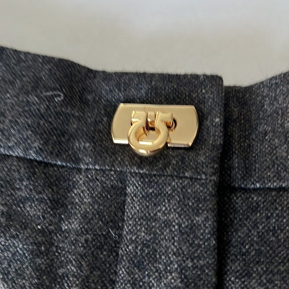 Salvatore Ferragamo Women Grey Wool Pant - Picture 3 of 7